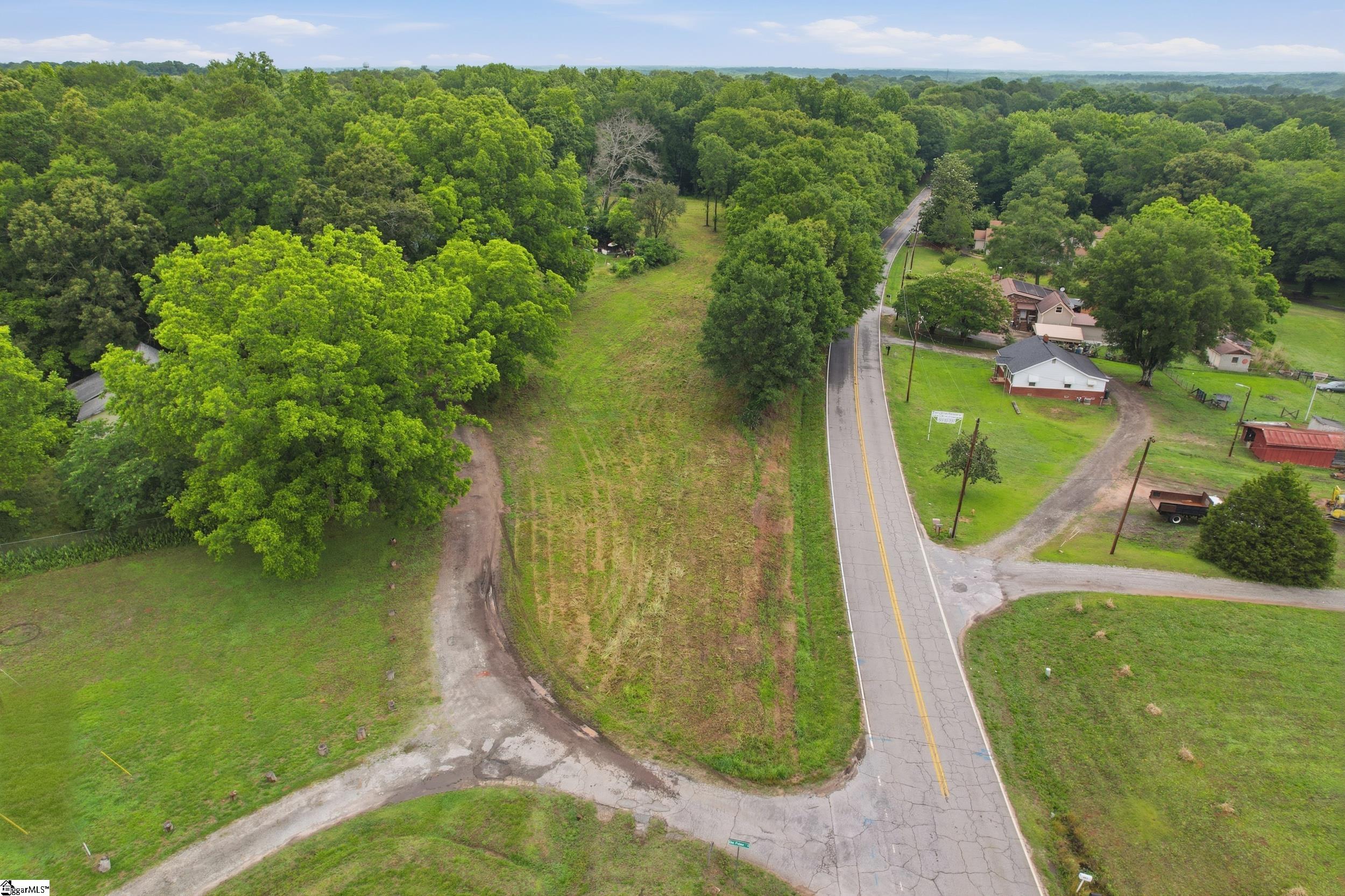 401 Old Pelzer Road Pelzer, SC 29669 - Photo 9 of 12