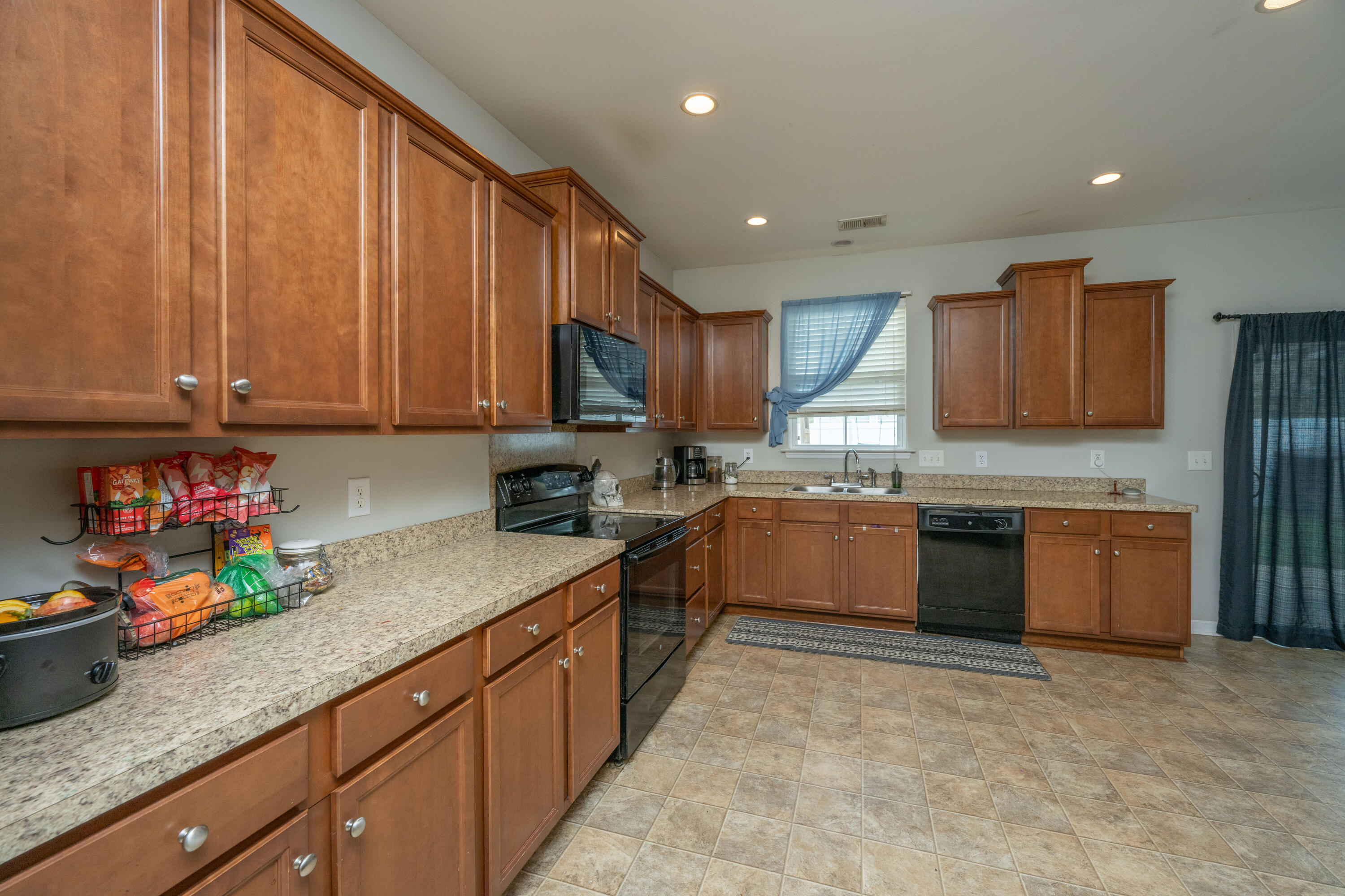 222 2 Forts Road Moncks Corner, SC 29461 - Photo 10 of 42 222 TwoFortsRdREDO018