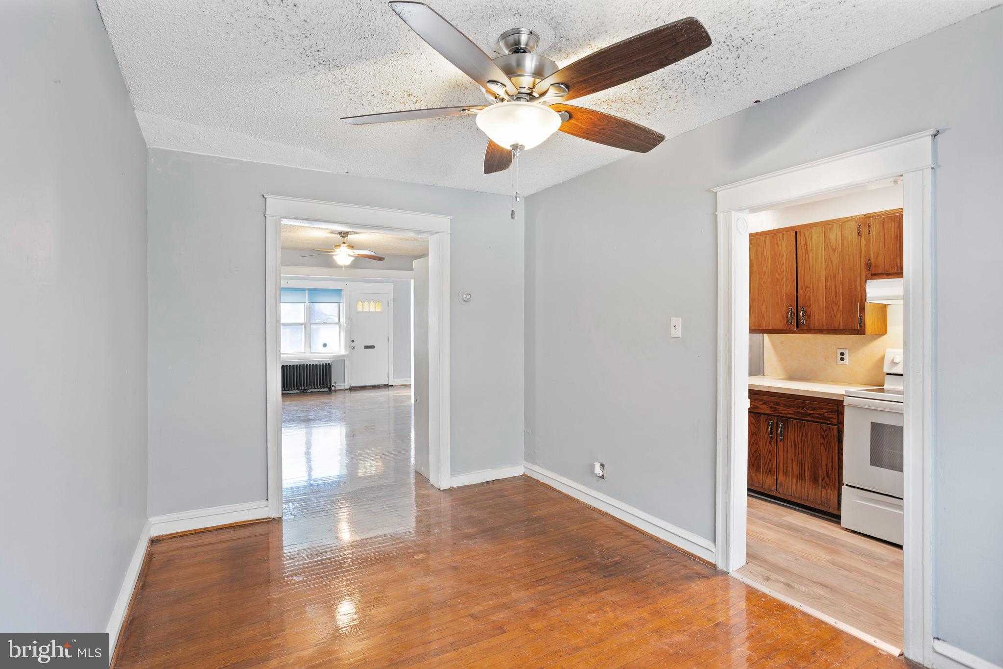 419 Hampden Road Upper Darby, PA 19082 - Photo 13 of 35 Dinning