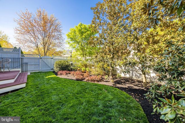 $985,000 | 20323 Bowfonds Street, Ashburn, VA 20147