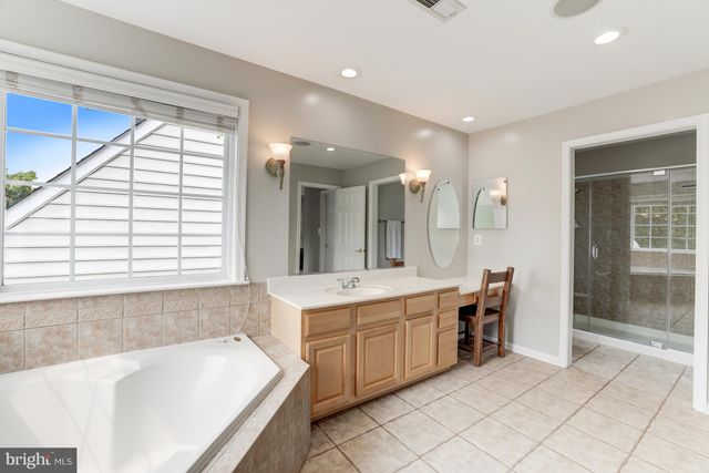 $985,000 | 20323 Bowfonds Street, Ashburn, VA 20147