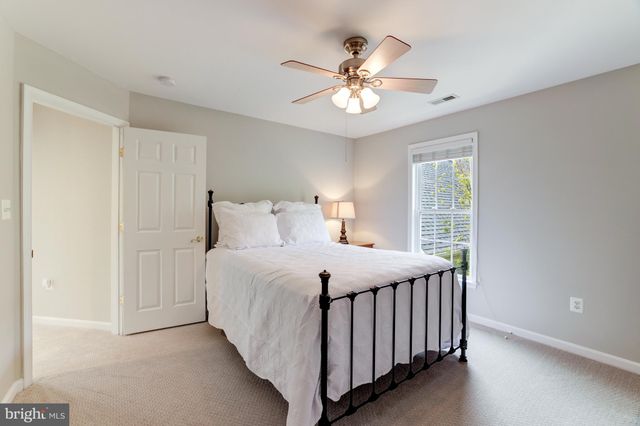 $985,000 | 20323 Bowfonds Street, Ashburn, VA 20147