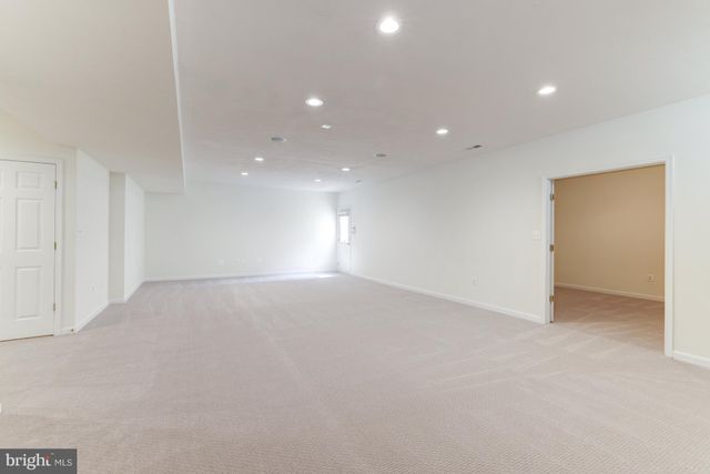 $985,000 | 20323 Bowfonds Street, Ashburn, VA 20147