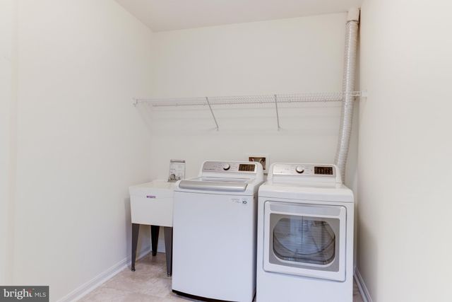 $985,000 | 20323 Bowfonds Street, Ashburn, VA 20147