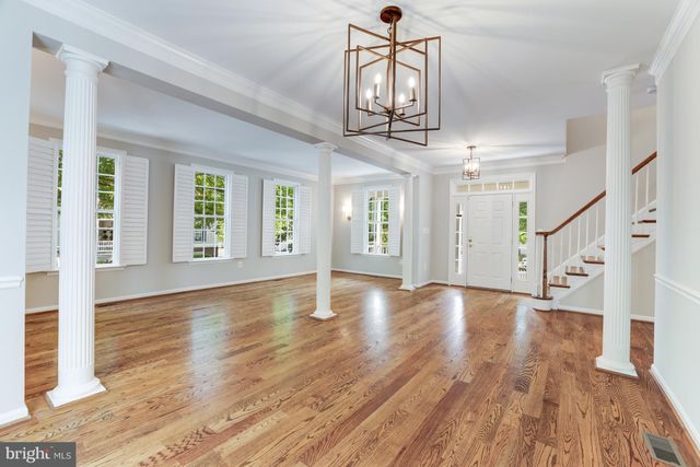 $985,000 | 20323 Bowfonds Street, Ashburn, VA 20147