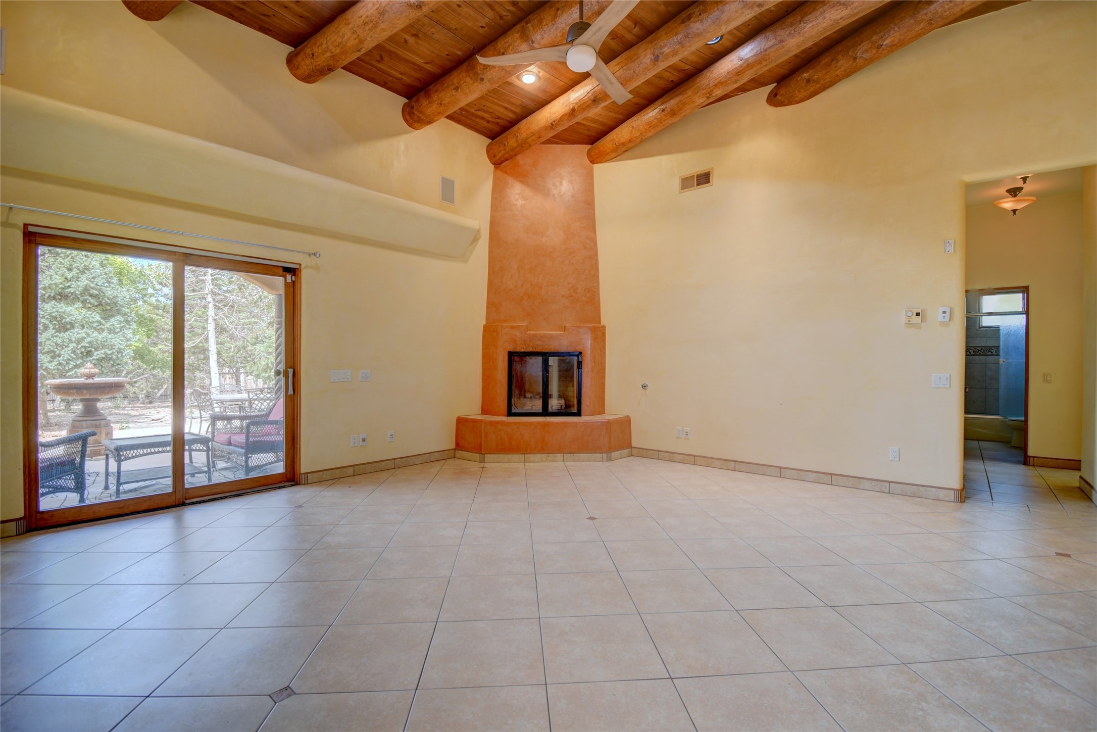 3038 Governor Lindsey Road Santa Fe, NM 87505 - Photo 9 of 37