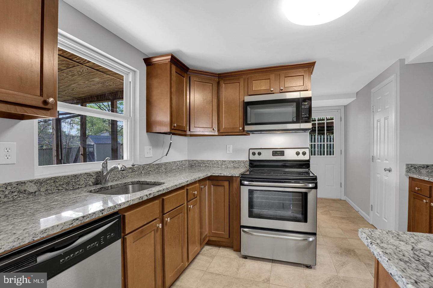 1306 Tenbrook Road Odenton, MD 21113 - Photo 12 of 21