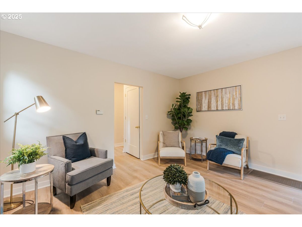 1716 North Rosa Parks Way Portland, OR 97217 - Photo 11 of 47 Gallery Image 11