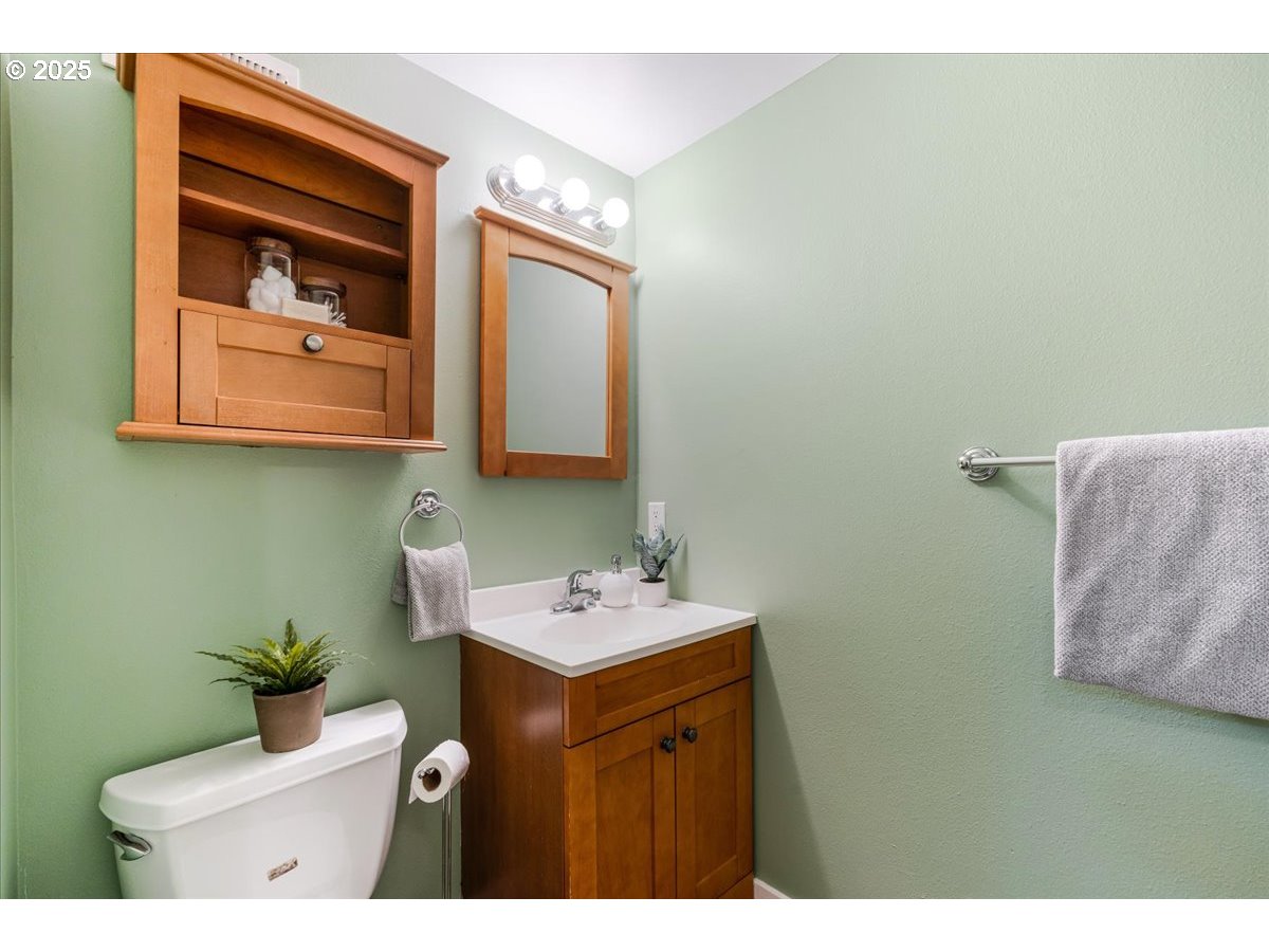 1716 North Rosa Parks Way Portland, OR 97217 - Photo 31 of 47 Gallery Image 31