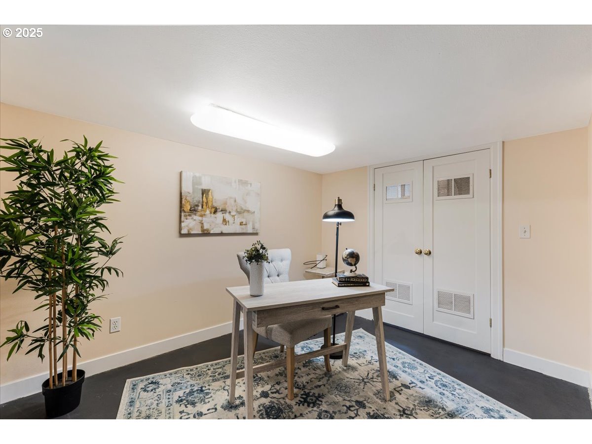 1716 North Rosa Parks Way Portland, OR 97217 - Photo 32 of 47 Gallery Image 32