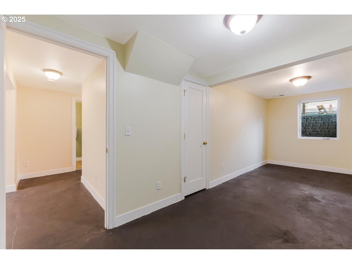 1716 North Rosa Parks Way Portland, OR 97217 - Photo 33 of 47 Gallery Image 33