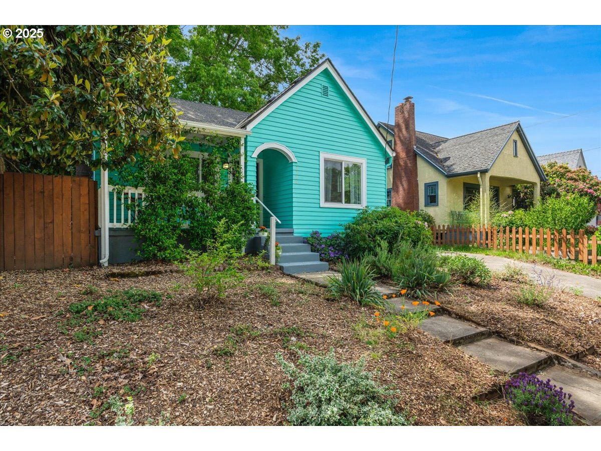 1716 North Rosa Parks Way Portland, OR 97217 - Photo 4 of 47 Gallery Image 4