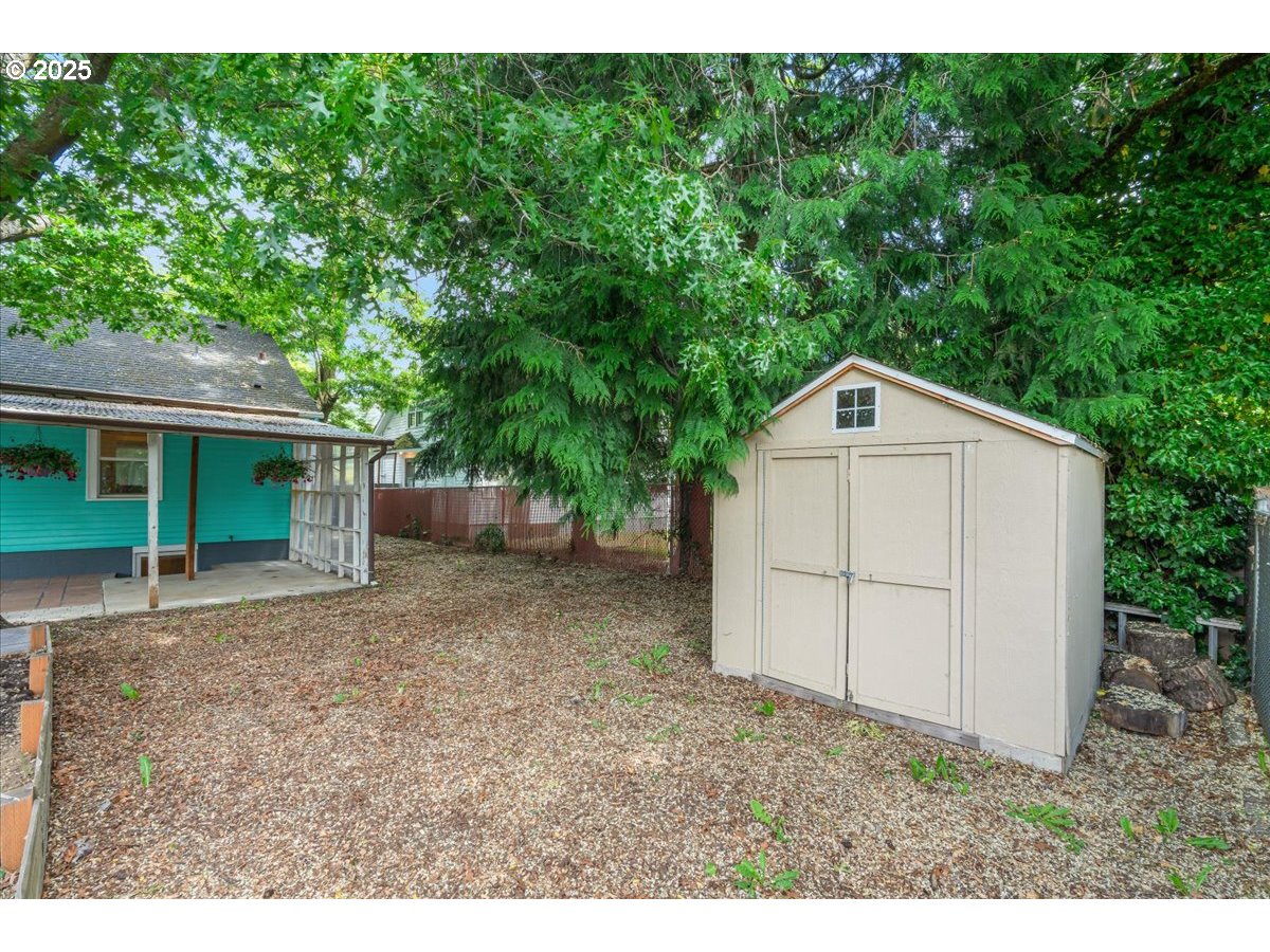 1716 North Rosa Parks Way Portland, OR 97217 - Photo 41 of 47 Gallery Image 41