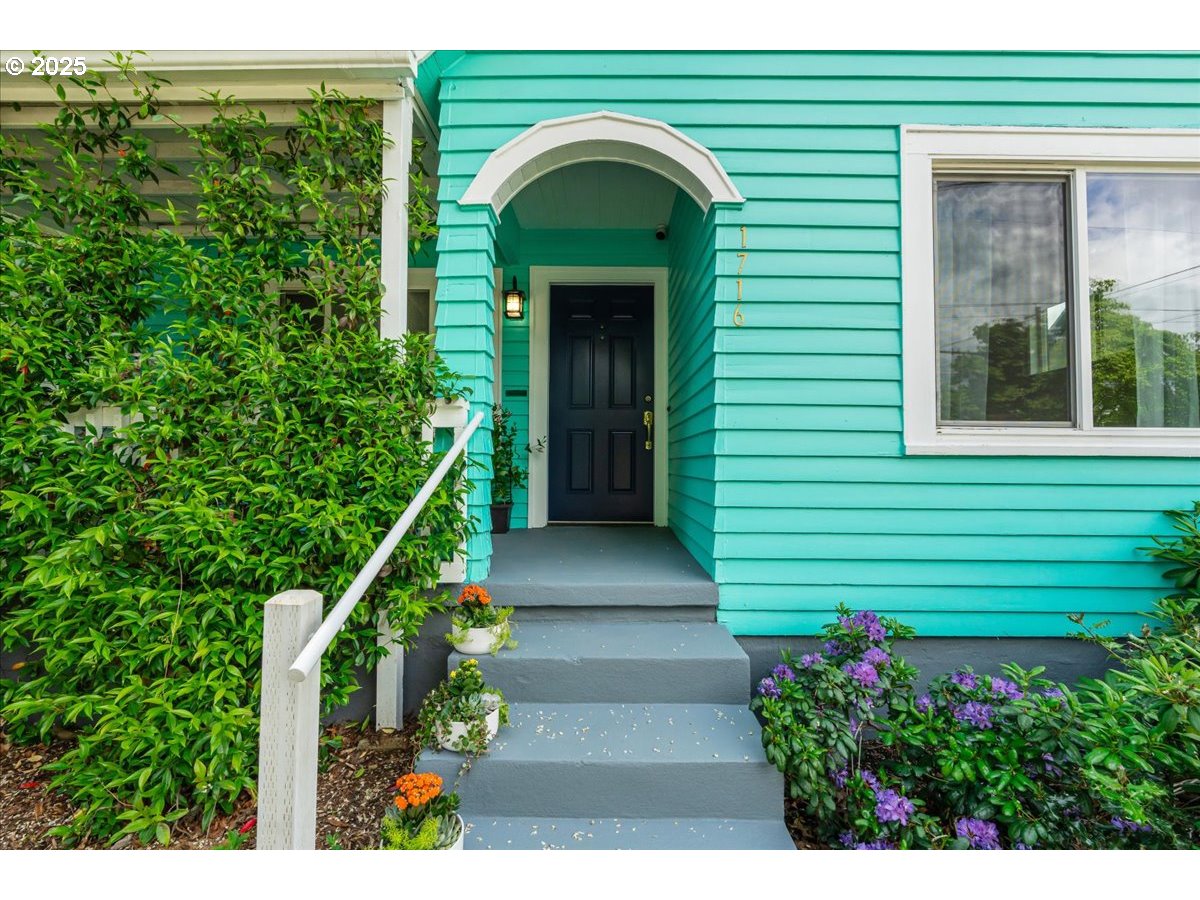 1716 North Rosa Parks Way Portland, OR 97217 - Photo 5 of 47 Gallery Image 5