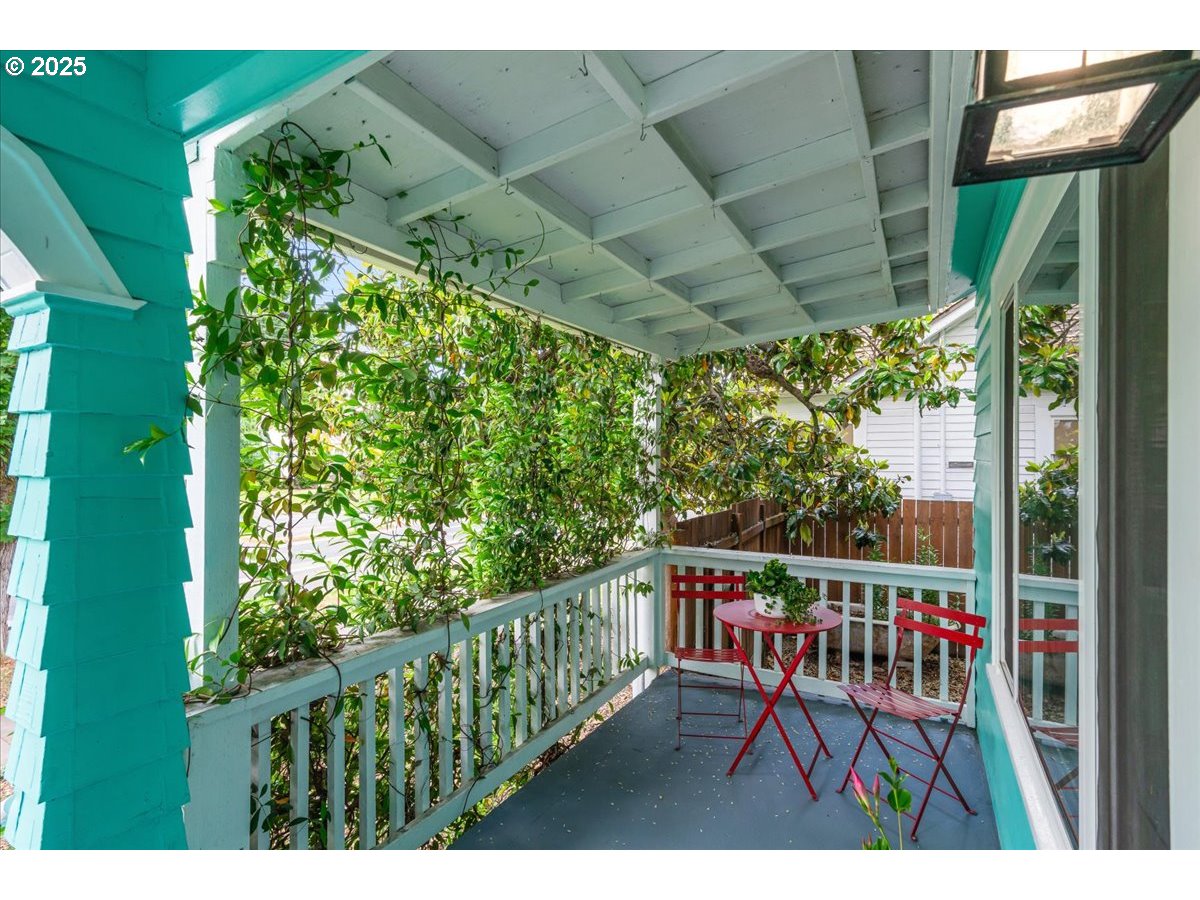 1716 North Rosa Parks Way Portland, OR 97217 - Photo 6 of 47 Gallery Image 6