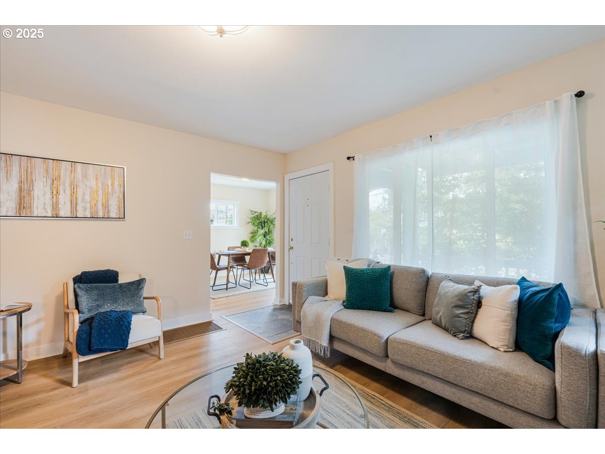 1716 North Rosa Parks Way Portland, OR 97217 - Photo 10 of 47 Gallery Image 10