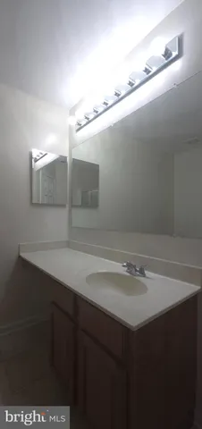 $1,800 | 4084 Majestic Court, Dover, PA 17315