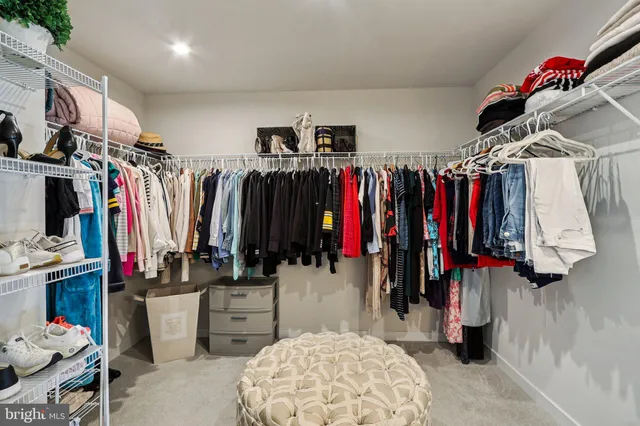 $725,000 | 22381 Roanoke Rise Terrace, Ashburn, VA 20148