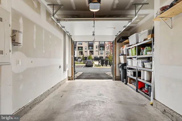 $725,000 | 22381 Roanoke Rise Terrace, Ashburn, VA 20148