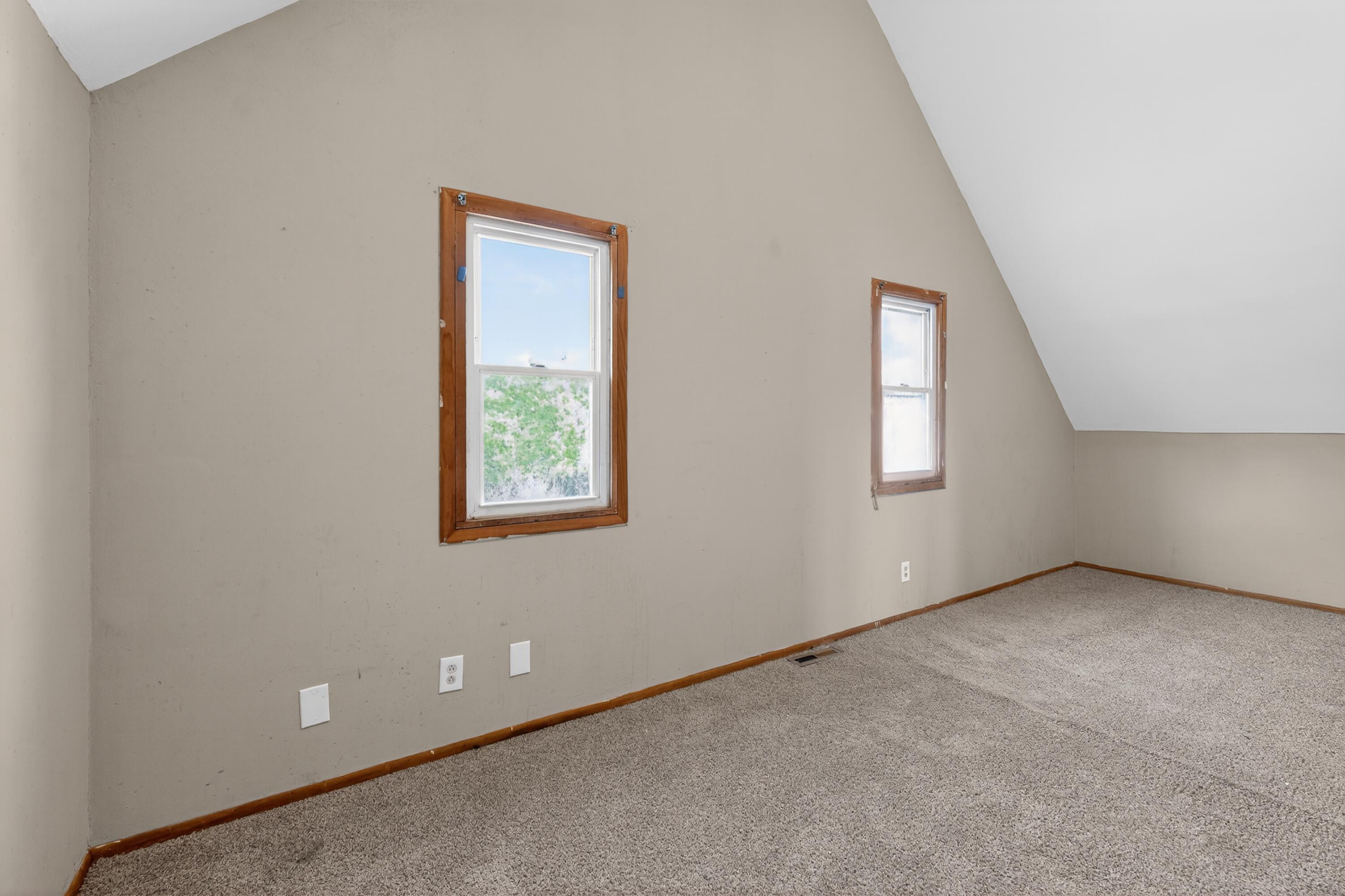 5622 West Mill Road Milwaukee, WI 53223 - Photo 15 of 33 25_5622_W_Mill_Rd-Others-7783