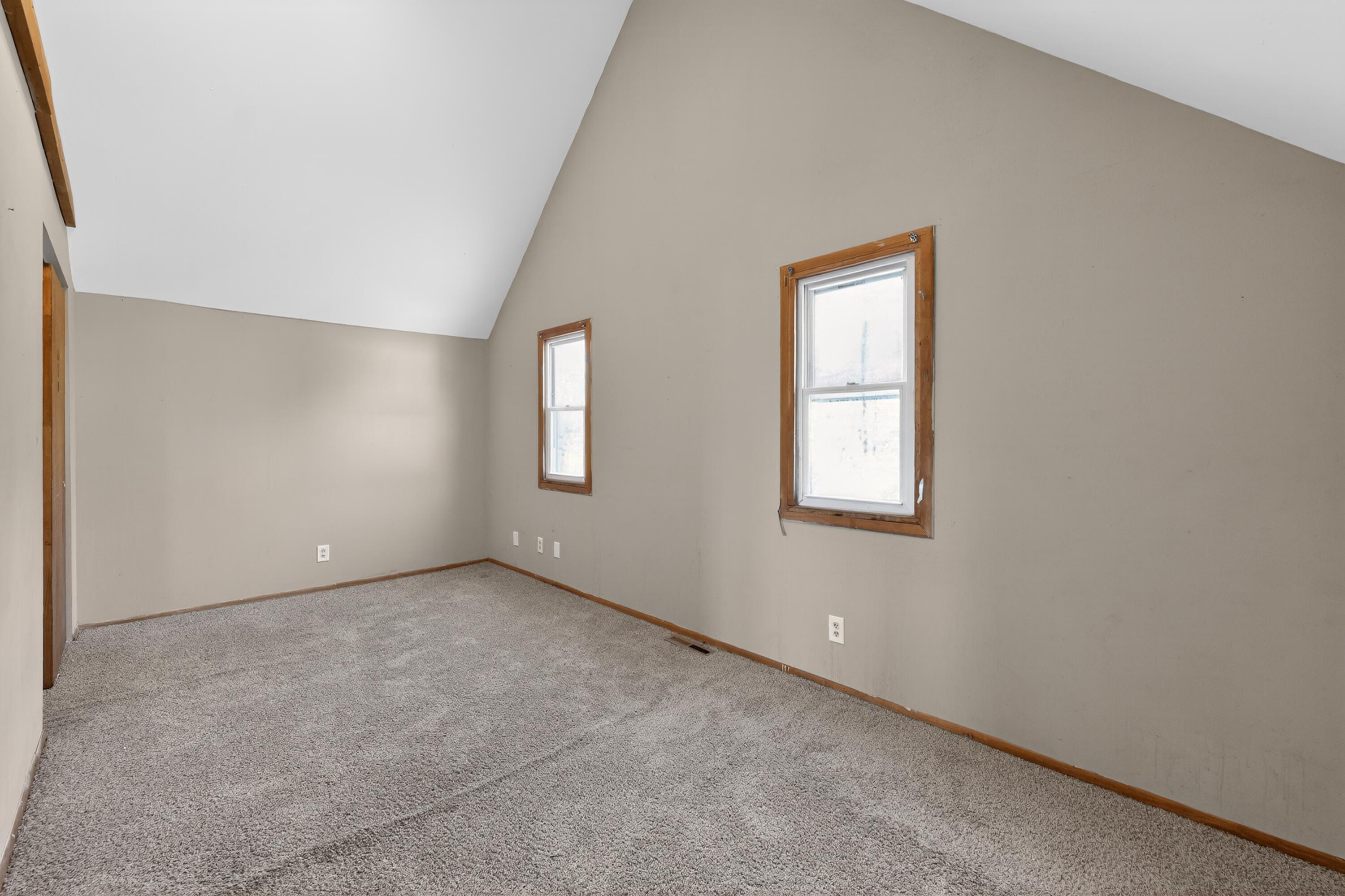 5622 West Mill Road Milwaukee, WI 53223 - Photo 19 of 33 28_5622_W_Mill_Rd-Others-7778