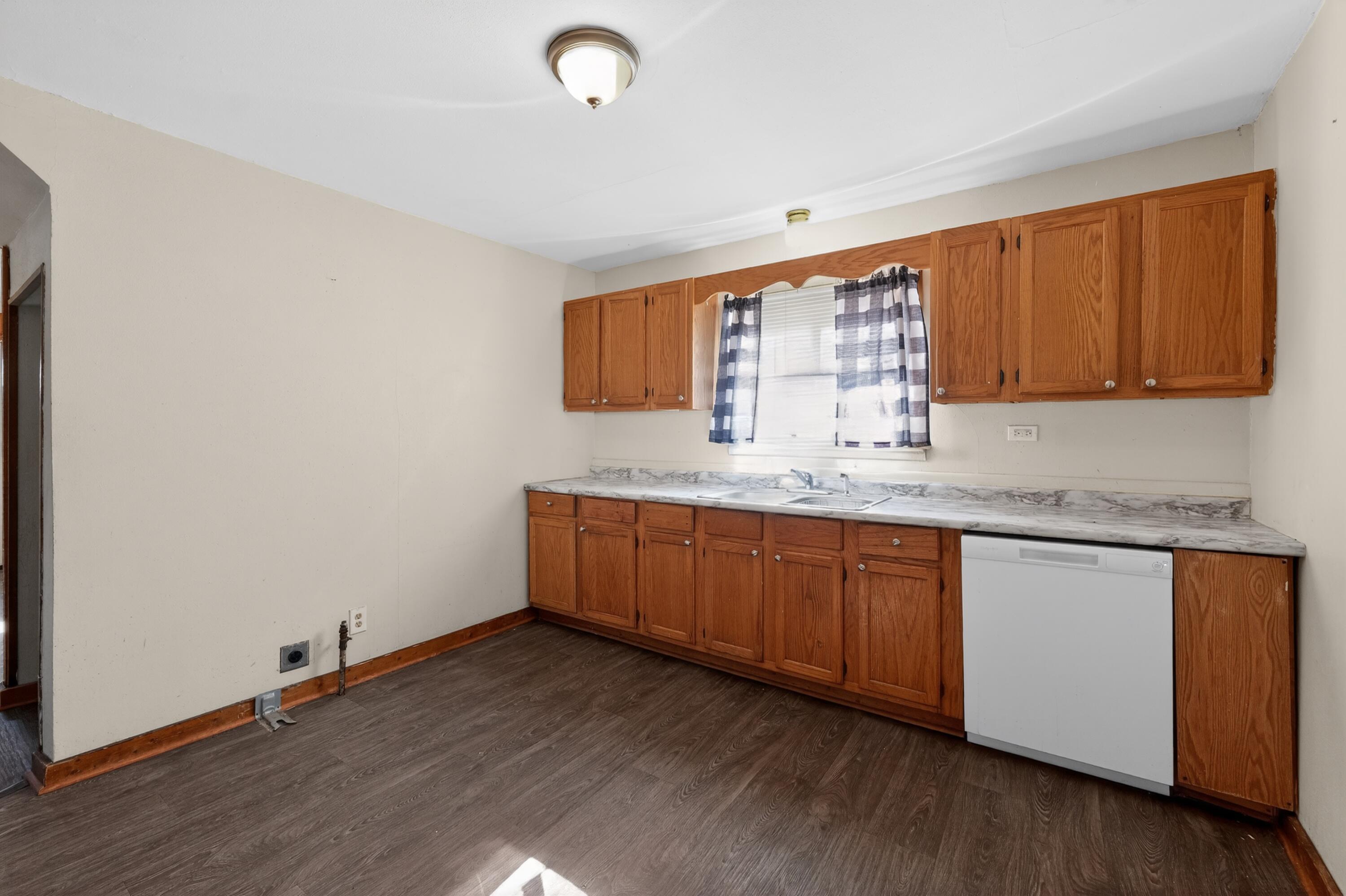5622 West Mill Road Milwaukee, WI 53223 - Photo 22 of 33 19_5622_W_Mill_Rd-Kitchen-7734