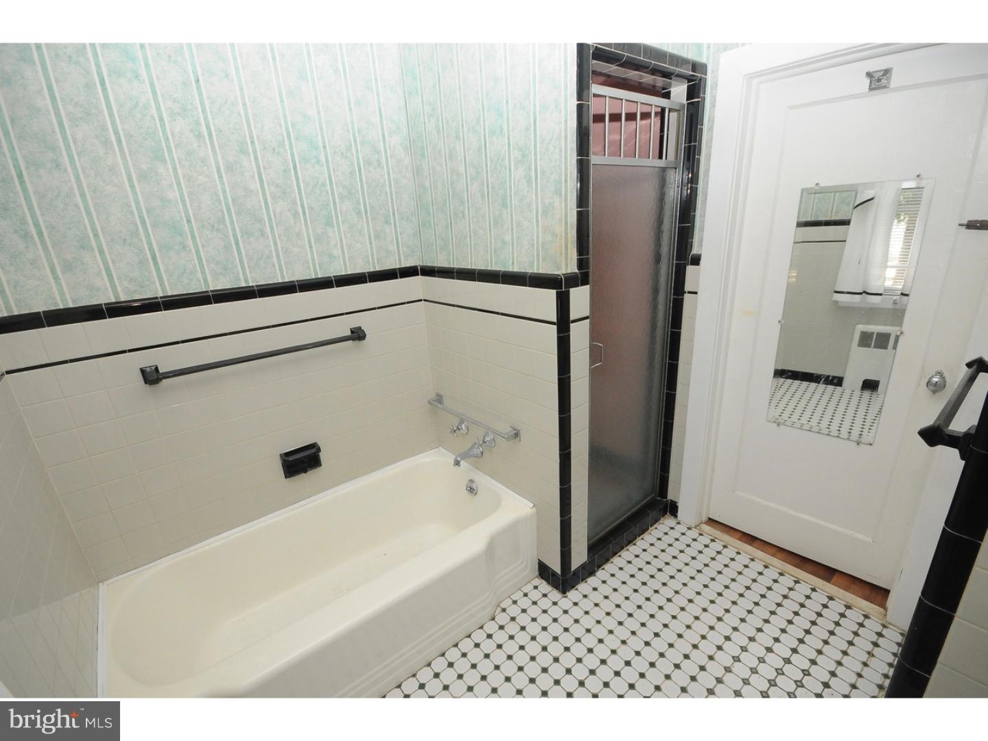 491 Atlantic Street Bridgeton, NJ 08302 - Photo 11 of 24 Bathroom