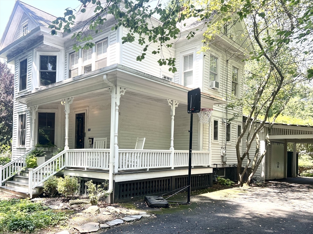 33 Gaylord Street Amherst, MA 01002 - Photo 36 of 42