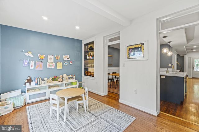 $1,075,000 | 1722 Bay Street Southeast, Washington, DC 20003