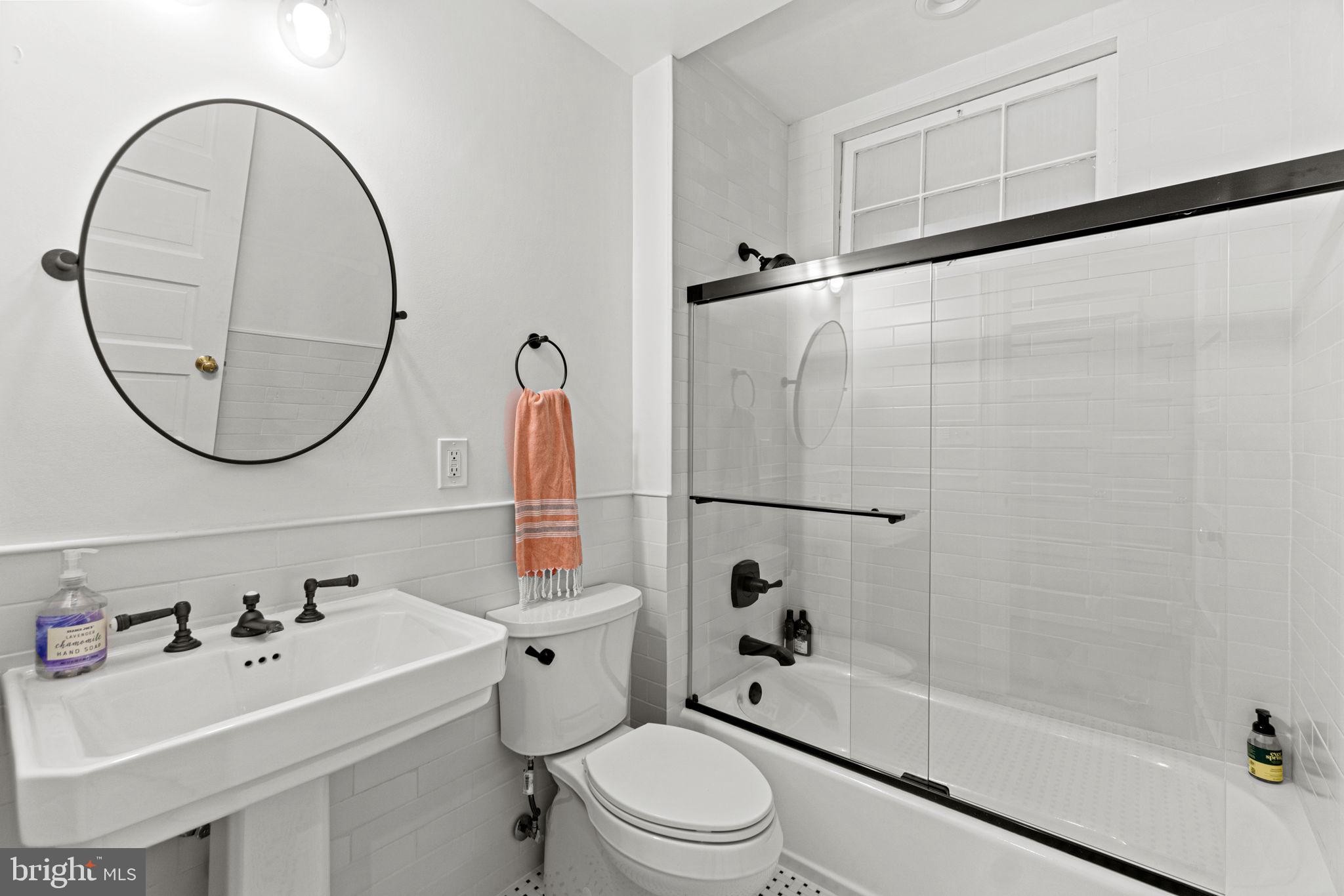 1722 Bay Street Southeast Washington, DC 20003 - Photo 17 of 36