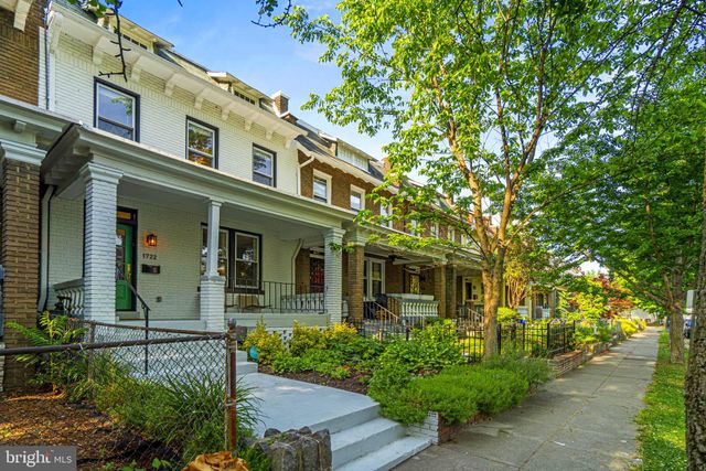 $1,075,000 | 1722 Bay Street Southeast, Washington, DC 20003