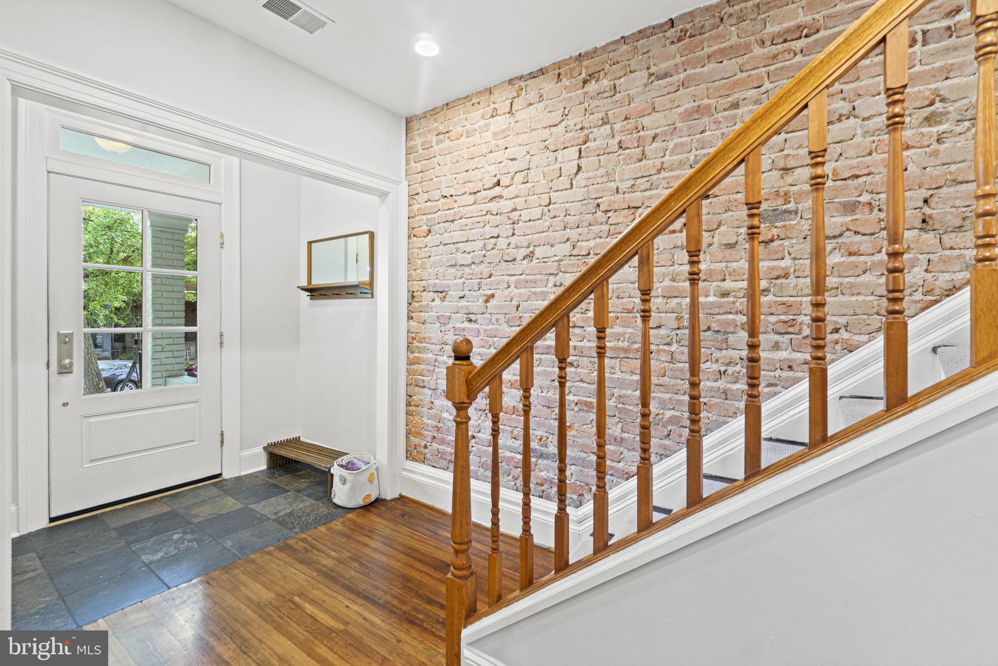 1722 Bay Street Southeast Washington, DC 20003 - Photo 10 of 36