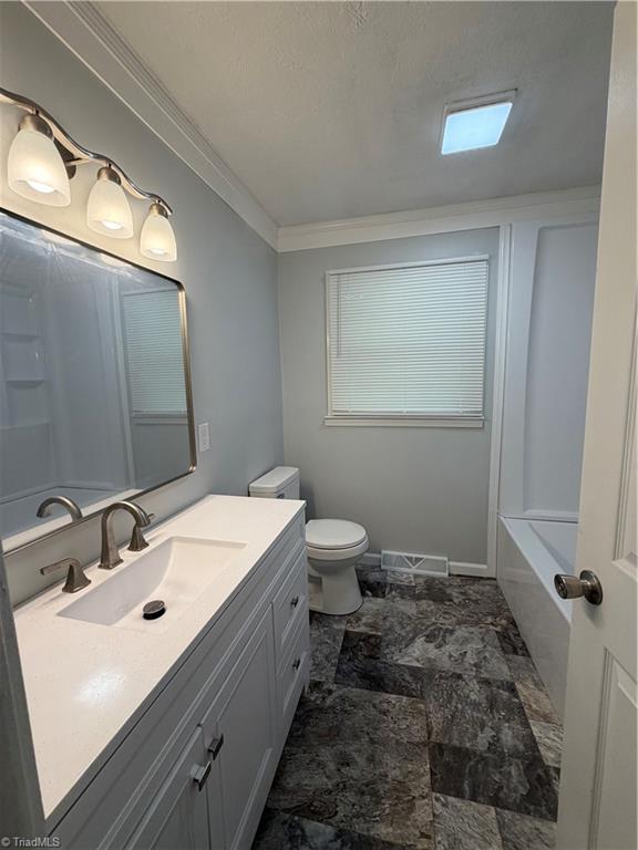 2387 Ashley Loop Reidsville, NC 27320 - Photo 13 of 21 Full bath with a tub/ shower combo