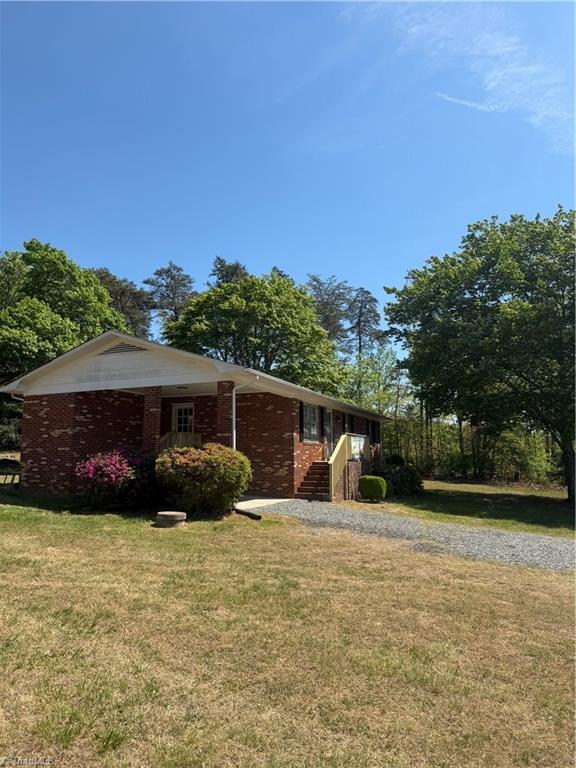 2387 Ashley Loop Reidsville, NC 27320 - Photo 5 of 21
