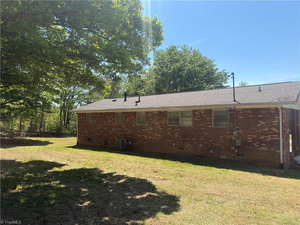 2387 Ashley Loop Reidsville, NC 27320 - Photo 6 of 21