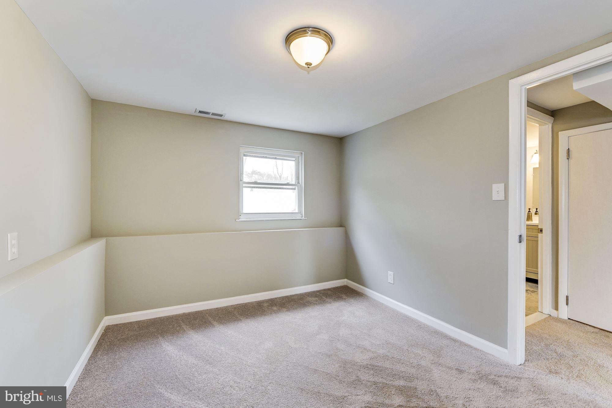 29 Langdon Road Burlington, NJ 08016 - Photo 21 of 27