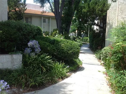 $2,800 | 4732 Park Granada, Unit 221, Calabasas, CA 91302