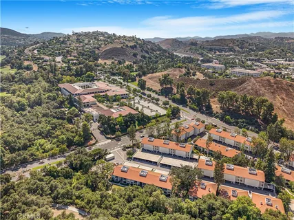 $2,800 | 4732 Park Granada, Unit 221, Calabasas, CA 91302