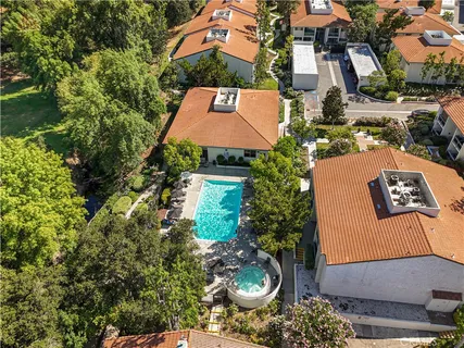 $2,800 | 4732 Park Granada, Unit 221, Calabasas, CA 91302