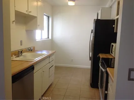 $2,800 | 4732 Park Granada, Unit 221, Calabasas, CA 91302