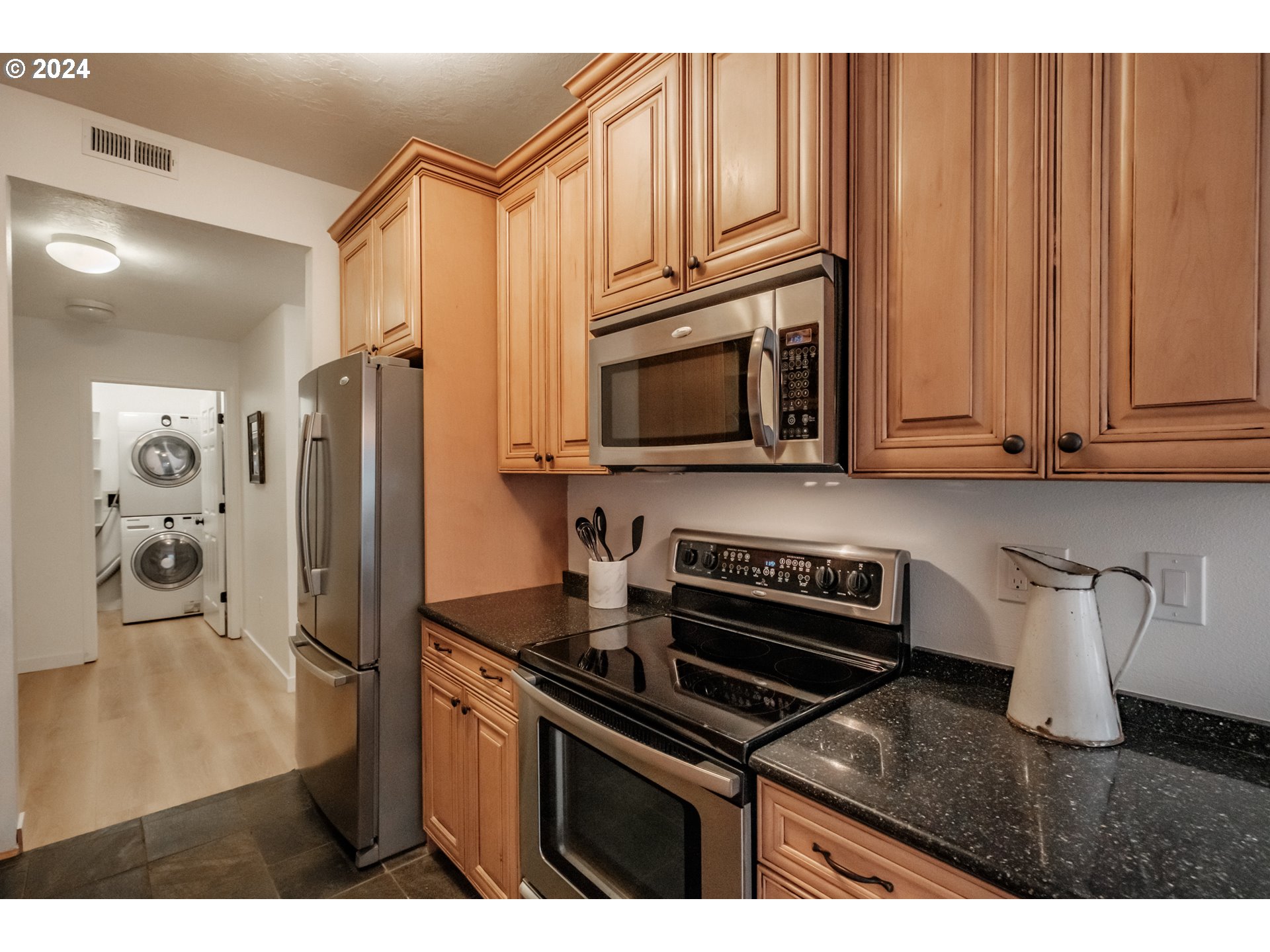 1441 Southwest Clay Street, Unit 102 Portland, OR 97201 - Photo 14 of 38