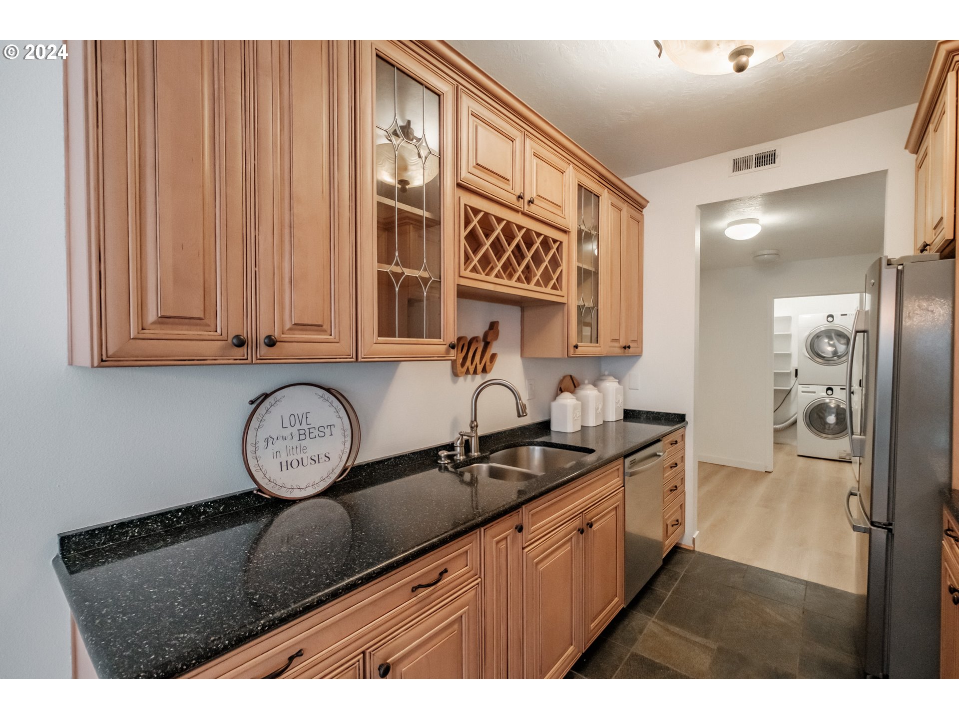 1441 Southwest Clay Street, Unit 102 Portland, OR 97201 - Photo 15 of 38