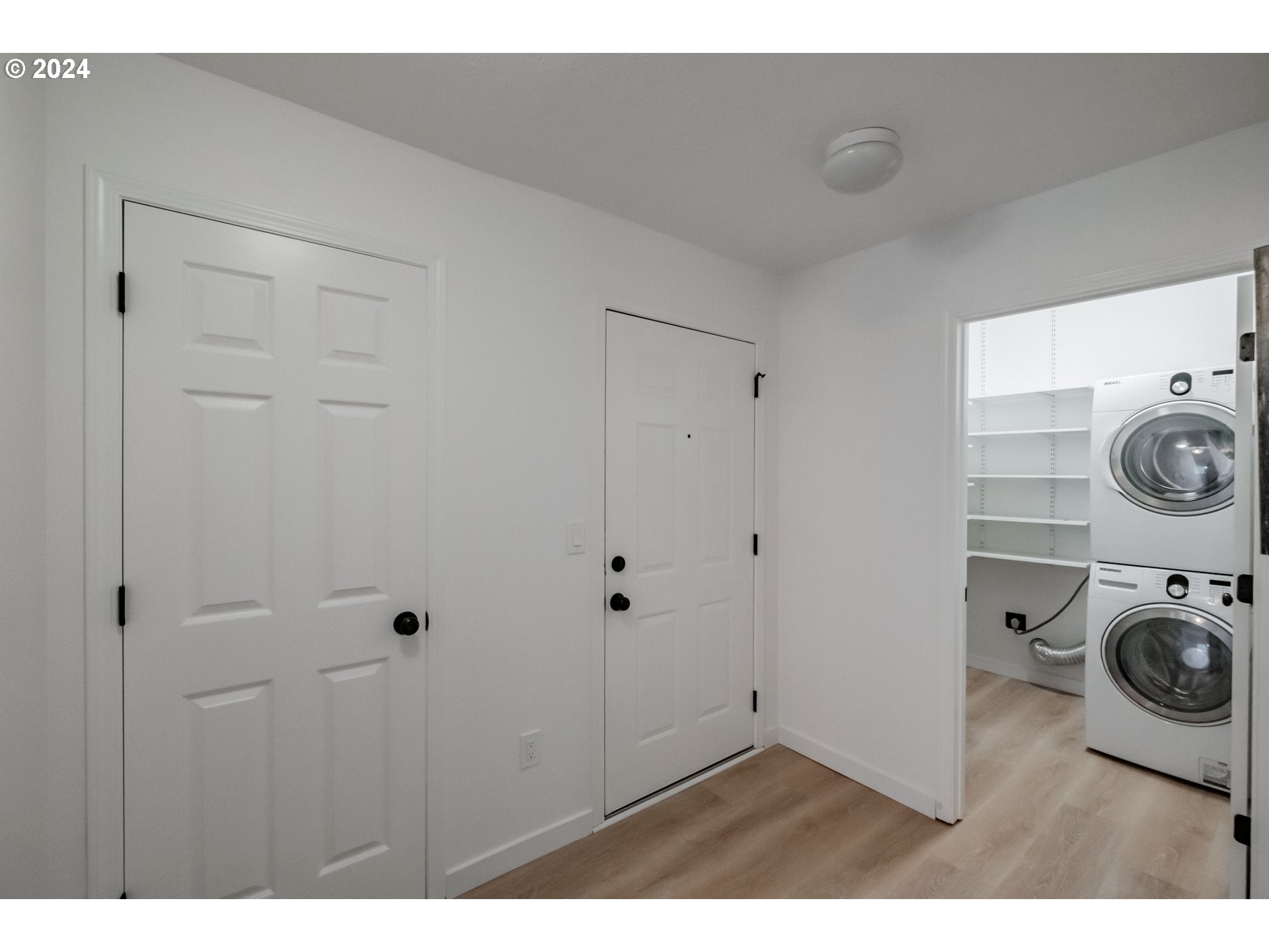 1441 Southwest Clay Street, Unit 102 Portland, OR 97201 - Photo 4 of 38