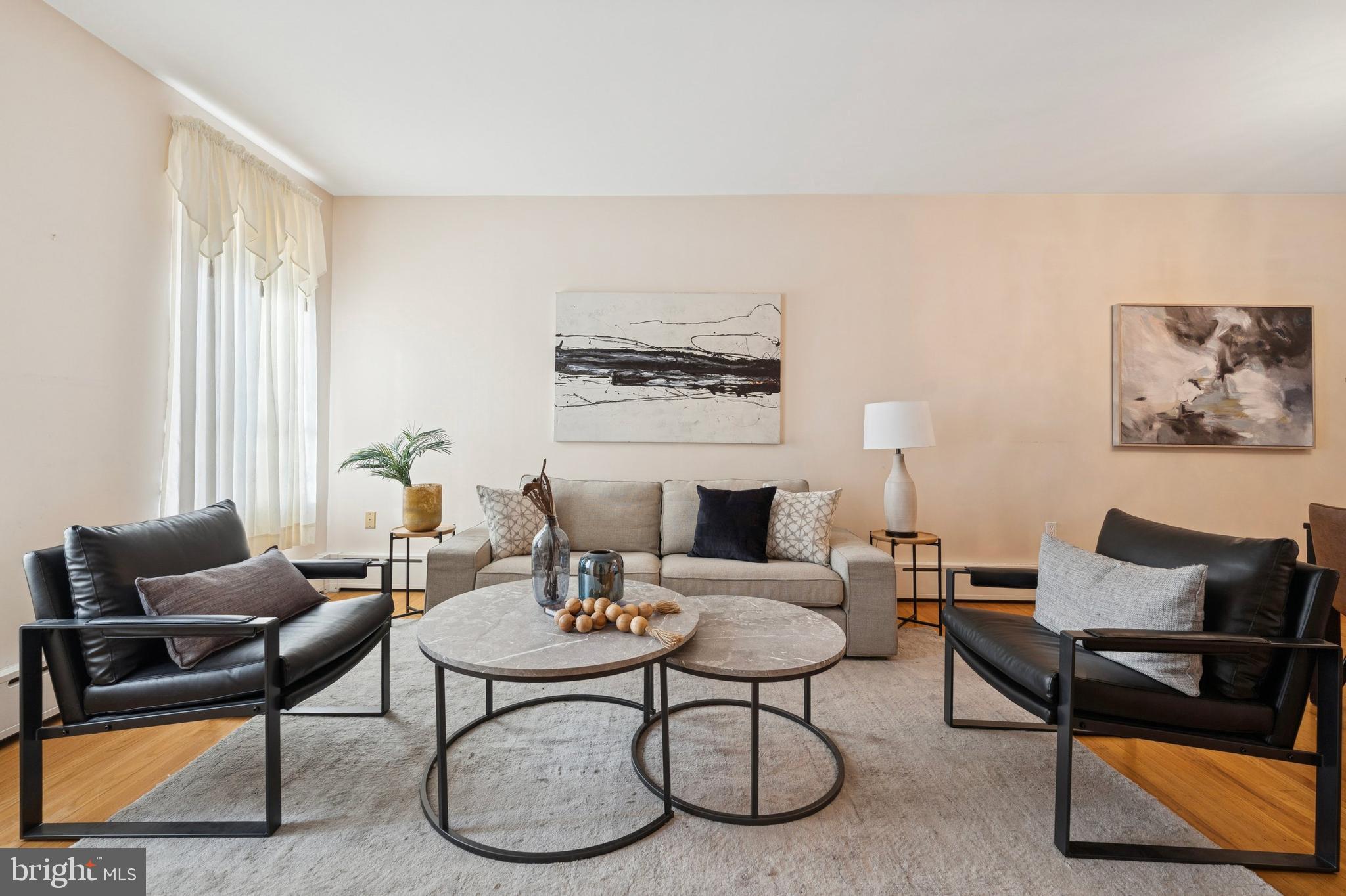 1135 Tasker Street Philadelphia, PA 19148 - Photo 3 of 24