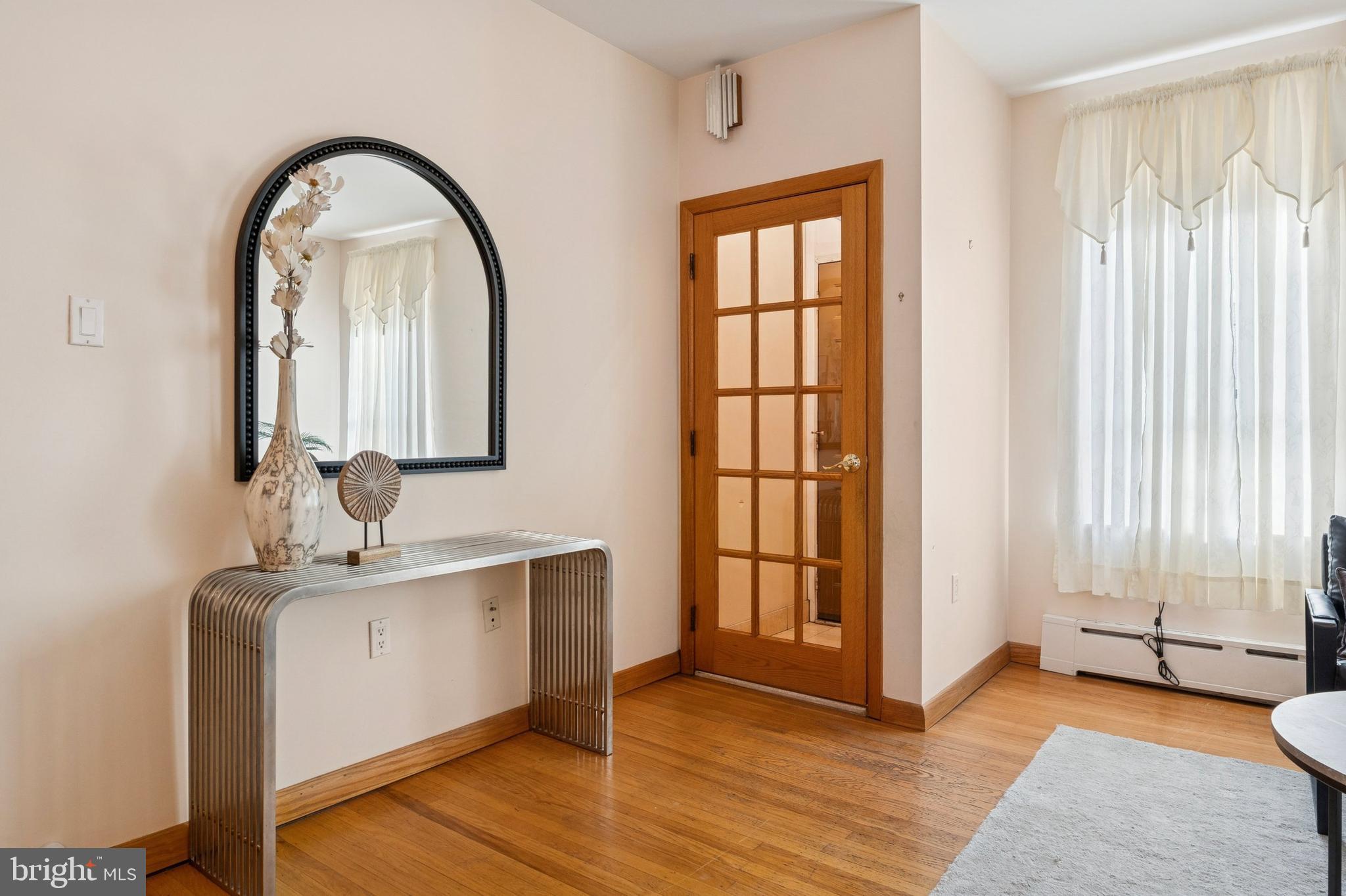 1135 Tasker Street Philadelphia, PA 19148 - Photo 5 of 24