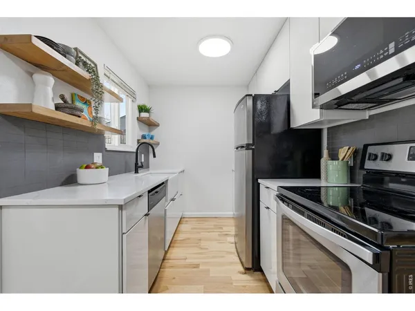 $512,000 | 9571 West 104th Drive, Broomfield, CO 80021