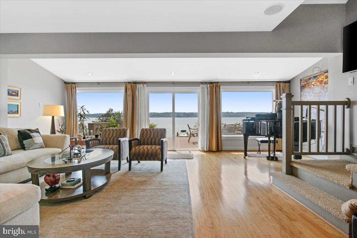 9100 Riverside Drive Fort Washington, MD 20744 - Photo 15 of 80 Great room views