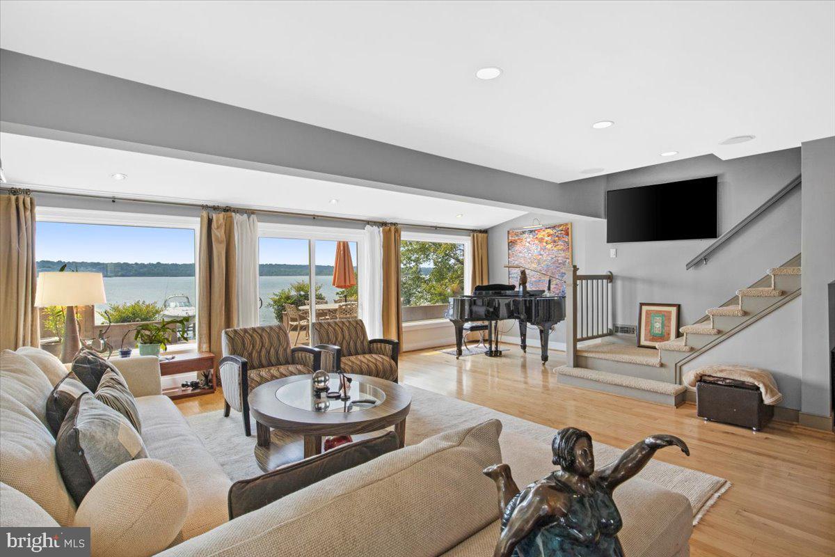 9100 Riverside Drive Fort Washington, MD 20744 - Photo 16 of 80 View of the steps up to the upper level 2 bedrooms