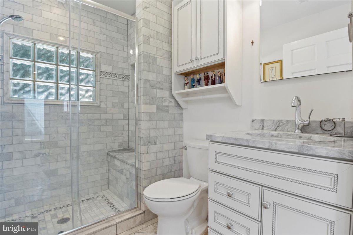 9100 Riverside Drive Fort Washington, MD 20744 - Photo 49 of 80 Second Owners suite bath