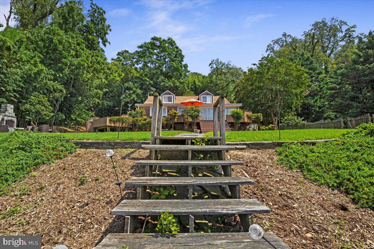 9100 Riverside Drive Fort Washington, MD 20744 - Photo 60 of 80 Steps from the water to the house